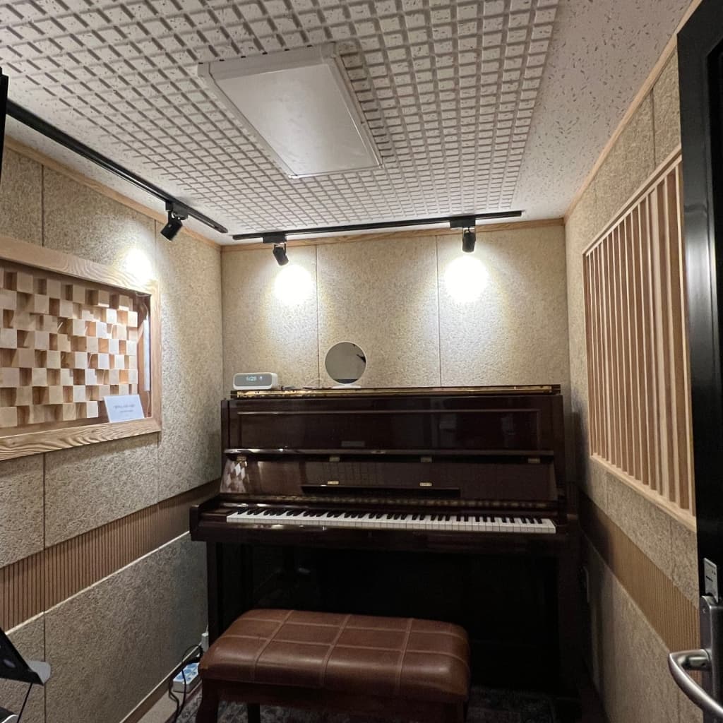White Light Studio Amenities