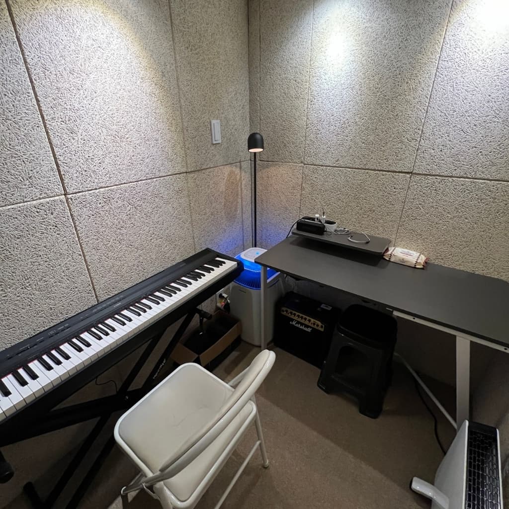 White Light Studio Lobby